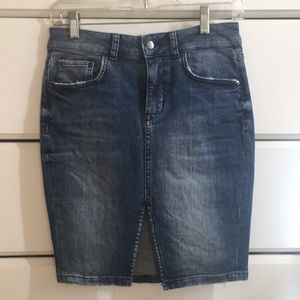 SALE ⚡️H&M Jeans Skirt